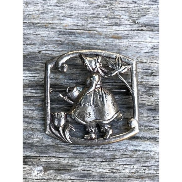 unbranded Jewelry - Art Deco Sterling Brooch Little Girl Flowers